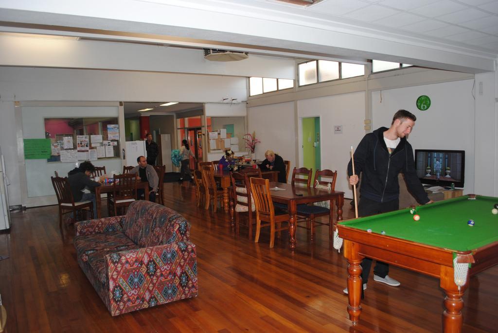 Port Adelaide Backpackers Hostel Room photo